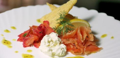 marinovany losos gravlax