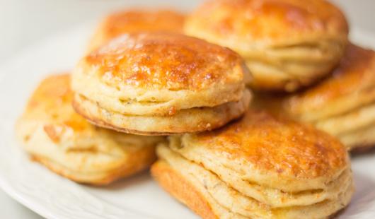 Oškvarkové pagáčiky